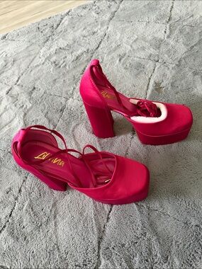 Liliana Fuchsia Platform Block Heel Sandals